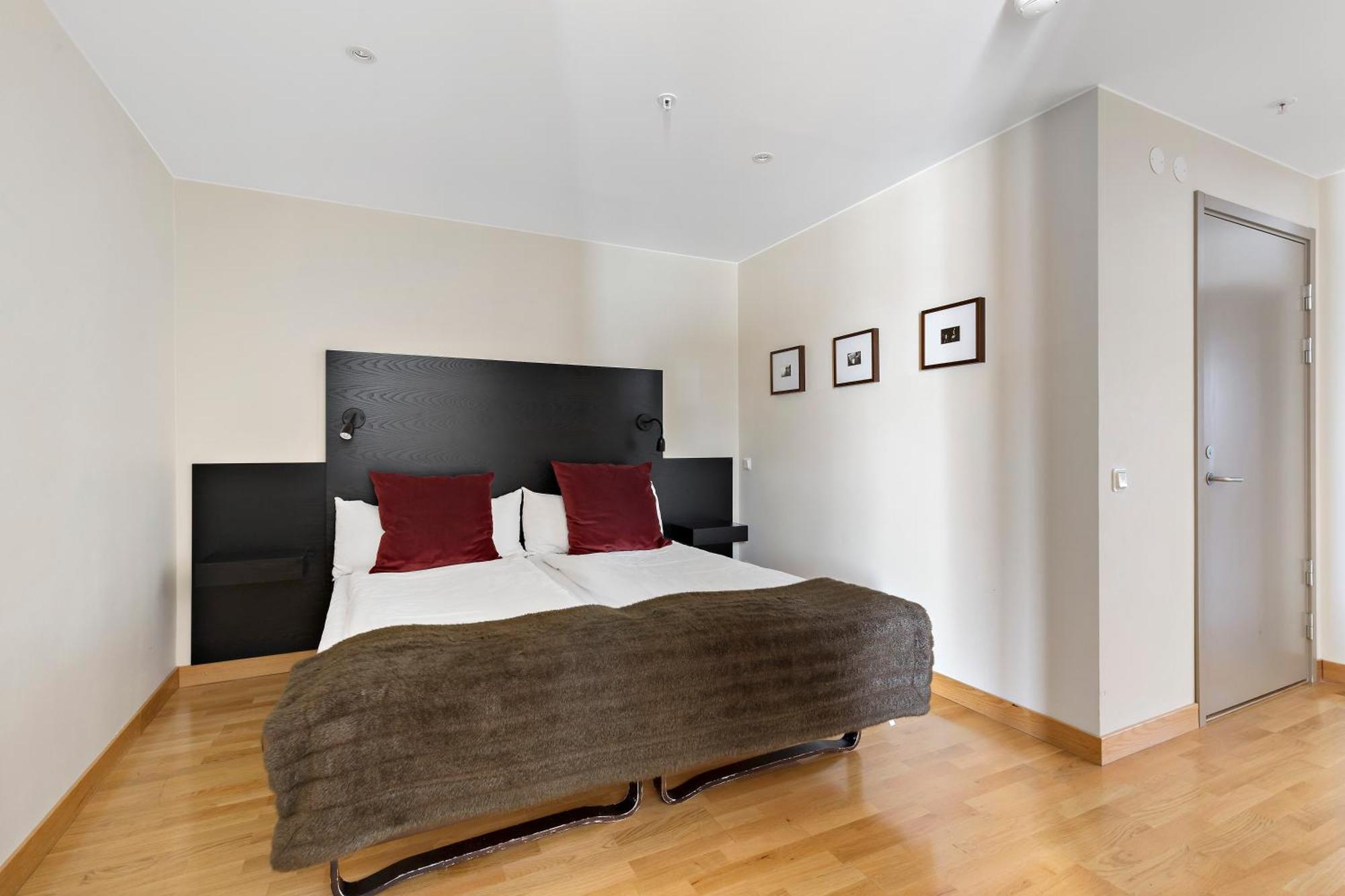 Hotel Maude's Business Park Solna